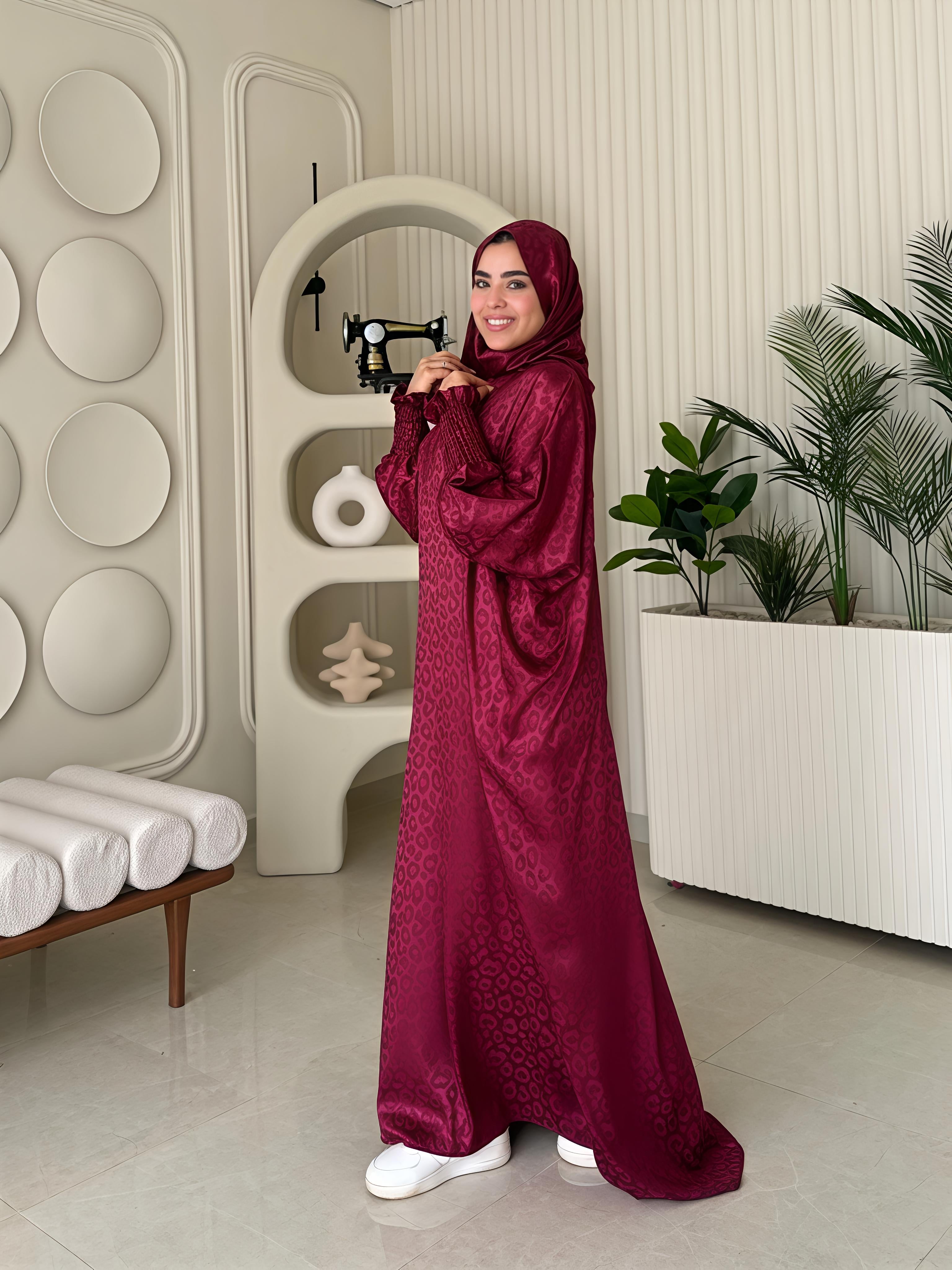 Isdal Jacquard Burgandy with bag
