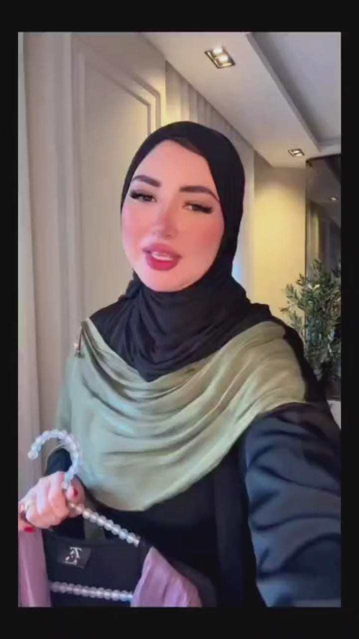 العباية الأوبن مع السكارف و ال بيزك